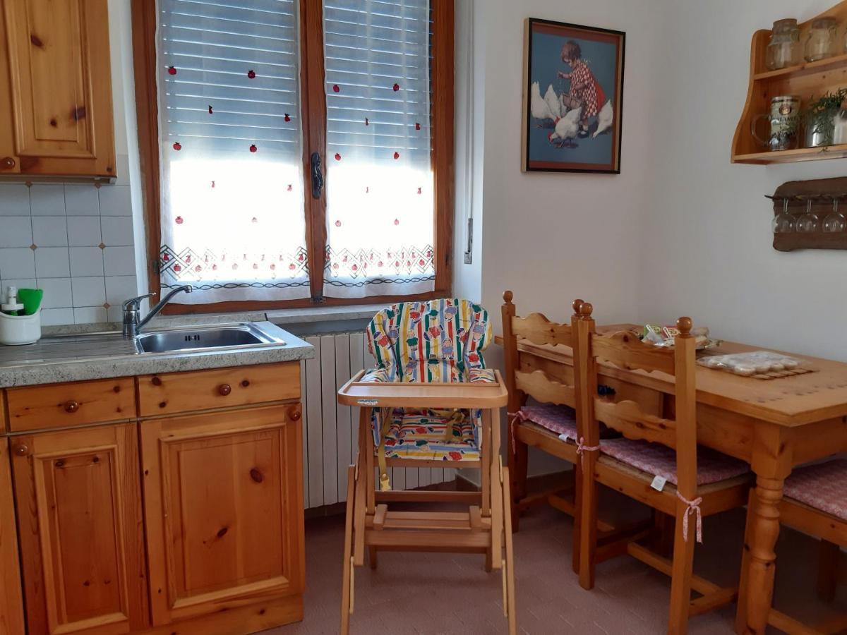 Grazioso Bilocale Merlino, Luminoso Con Vista Santuario, Wifi Giaveno Bagian luar foto