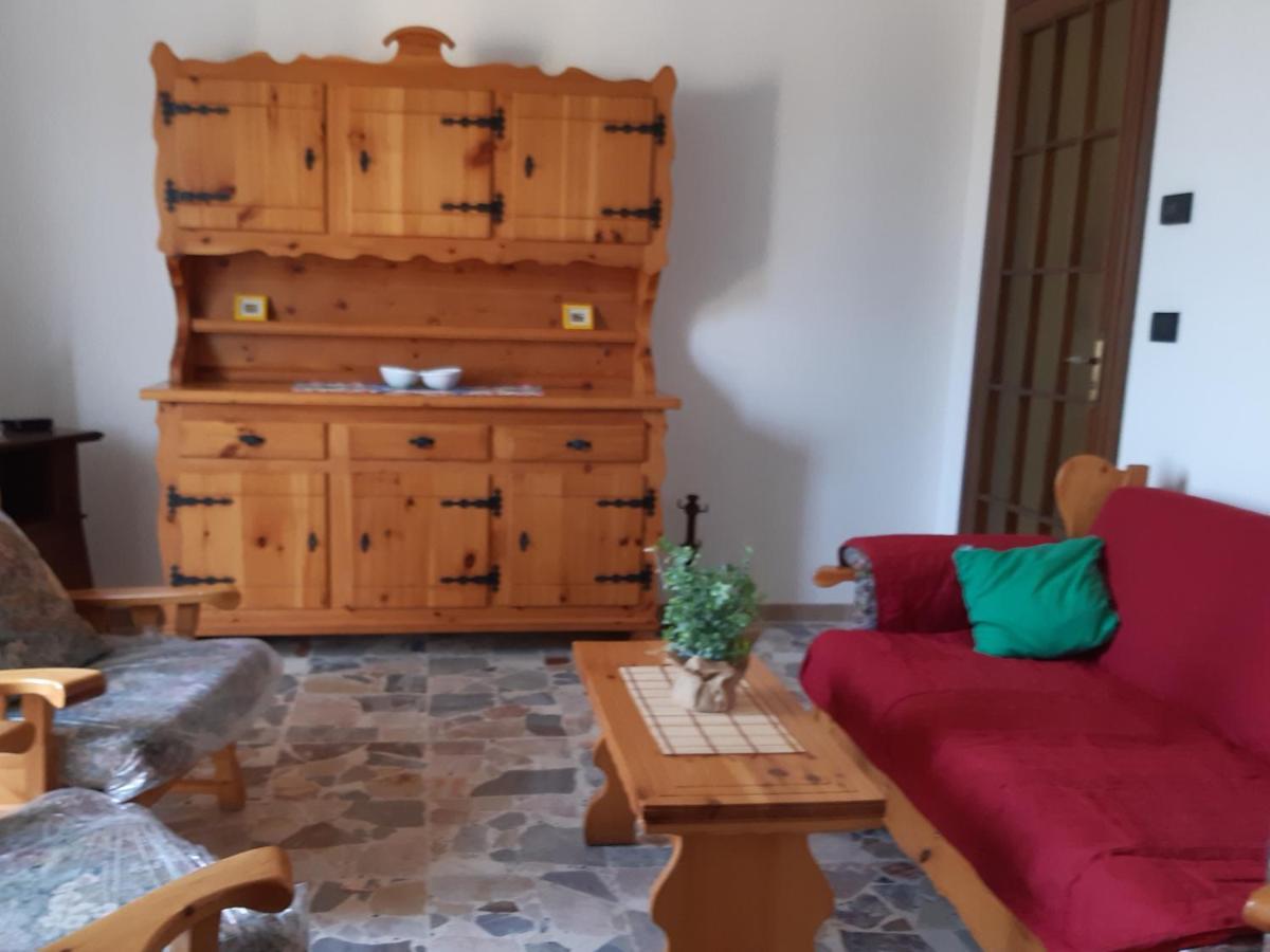 Grazioso Bilocale Merlino, Luminoso Con Vista Santuario, Wifi Giaveno Bagian luar foto